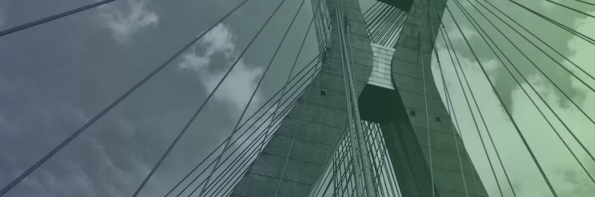 Oracle-vs-CockroachDB 2019-768x254